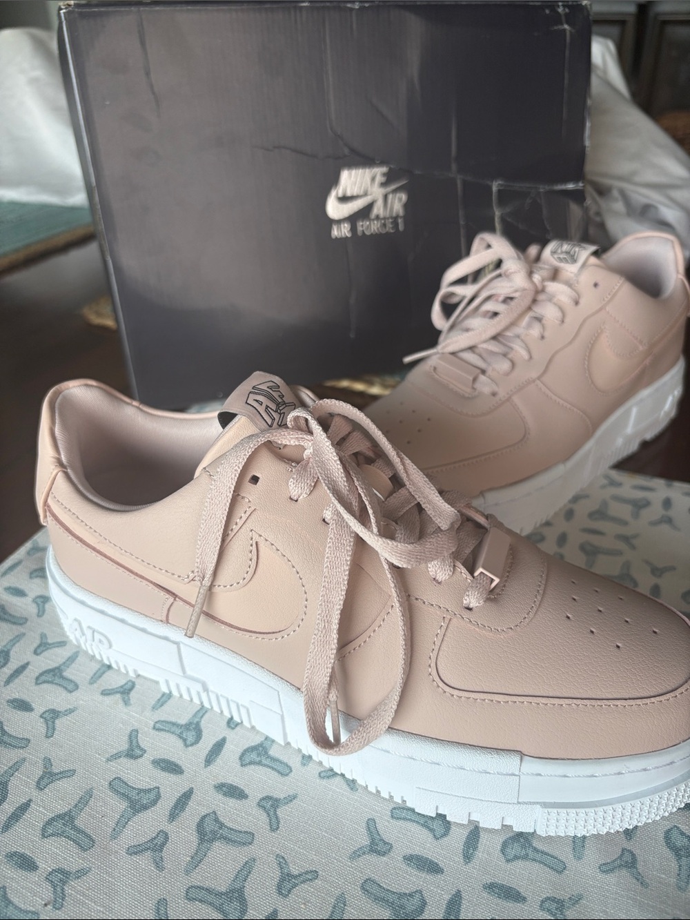 Nike Women's Air Force 1 Low - Blush/Light Pink